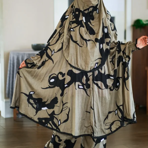 Premium Khimar 109