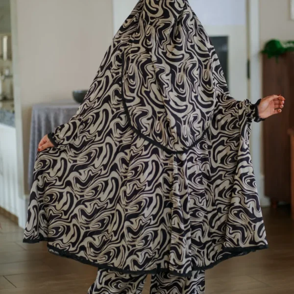 Premium Khimar 106